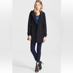 Burberry Trench Rain Coat Black Belted Jacket with Removable Liner & Hood Size 4
